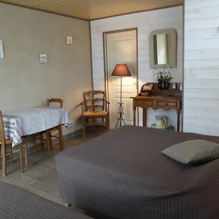 La Fontainoise Bed & Breakfast